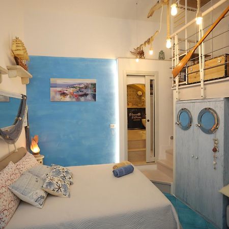 Piazzetta Petrone Apartments + Parking Vieste Exterior photo