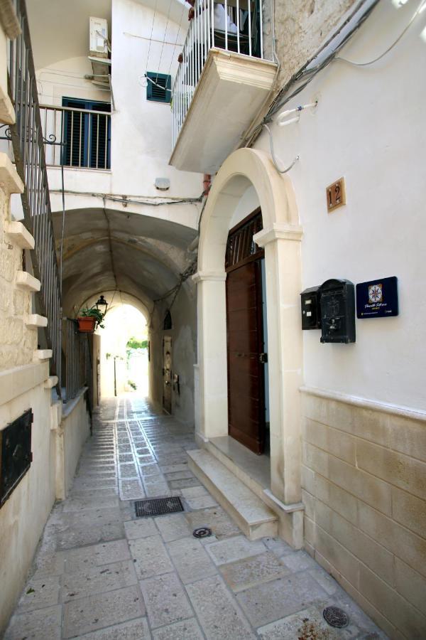 Piazzetta Petrone Apartments + Parking Vieste Exterior photo